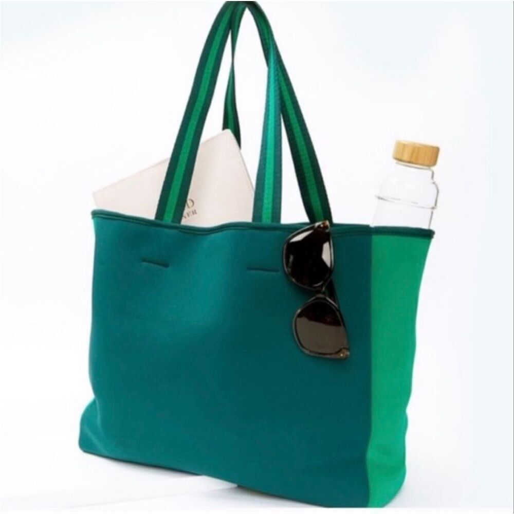 SUMMERSALT Seaweed Green Neoprene Tote Bag